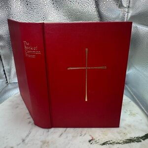 The Book of Common Prayer – Episcopal Church (1979 Edition)
Hardcover Prayerbook